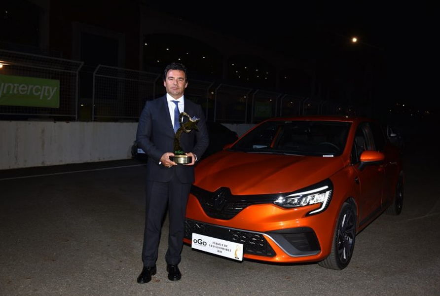 Yeni Renault Clio Türkiye’de Yılın Otomobili Seçildi!